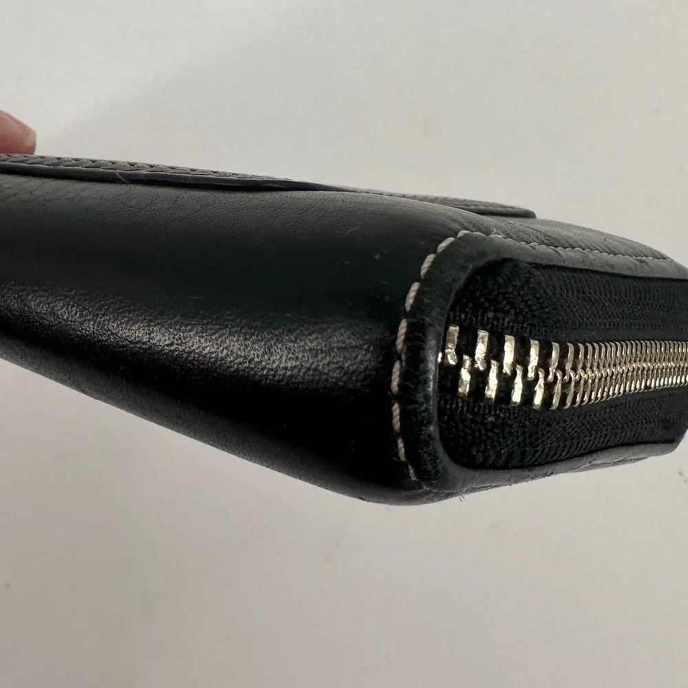 Coach‎ Black Leather Zip Around Wallet Purple Inside White Stitching Long Clutch
